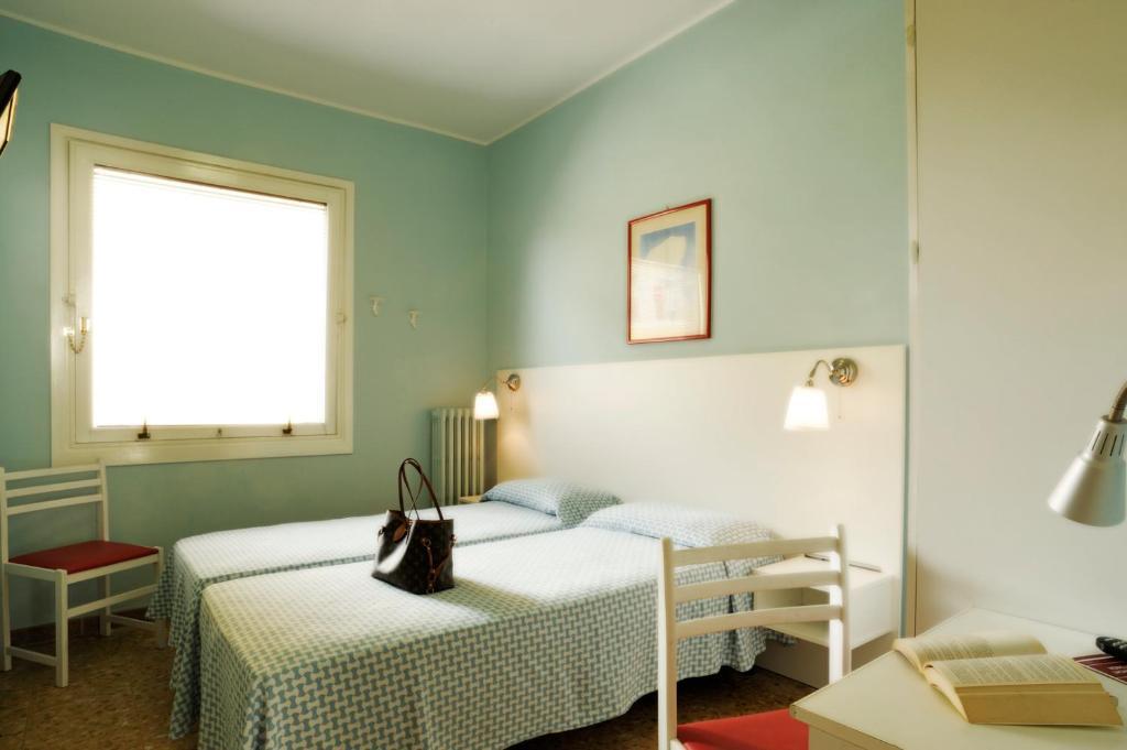 Hotel Del Golfo Laigueglia Bagian luar foto